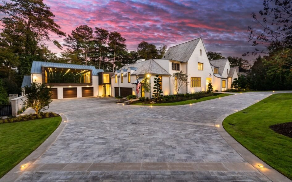 buckhead Home for Repair Garage Doors By Robert